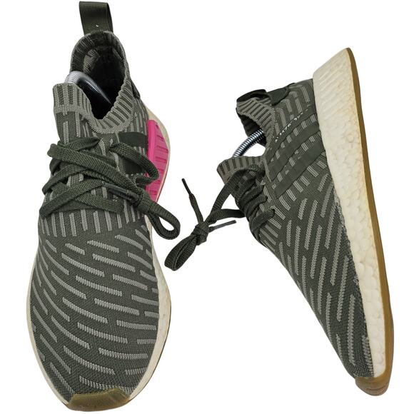 Adidas NMD R2 Sargent Green Womens 9 Running Sneakers Shoes - Picture 2 of 13